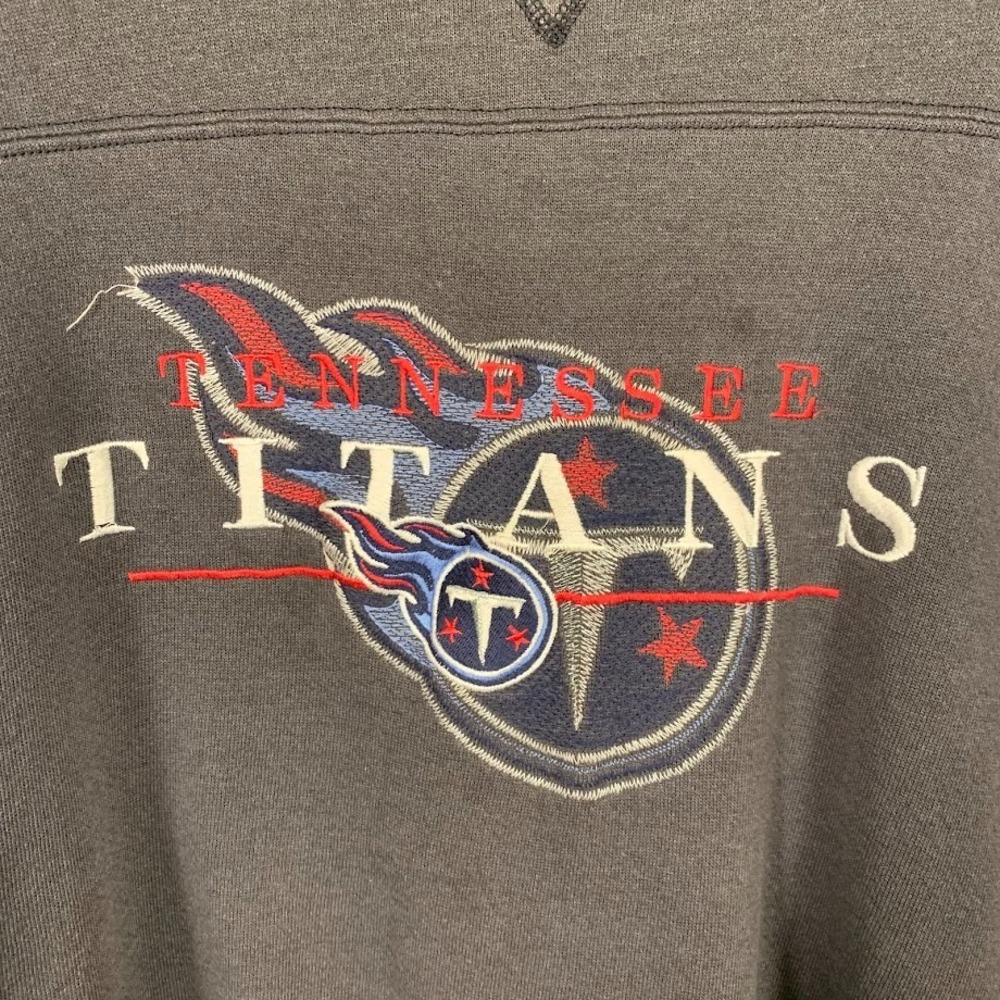 Vintage Tennessee Titans Football Embroidered Pullover Crewneck Sweatshirt - Picture 2 of 7